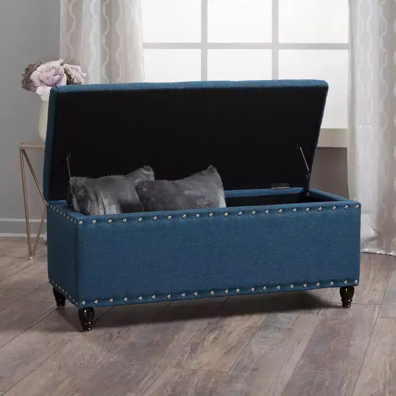 Okak Modern Storage Ottoman with Nail Trims Decorated, Bench with Ample Storage, End Of Bed Bench for Bedroom, Living Room