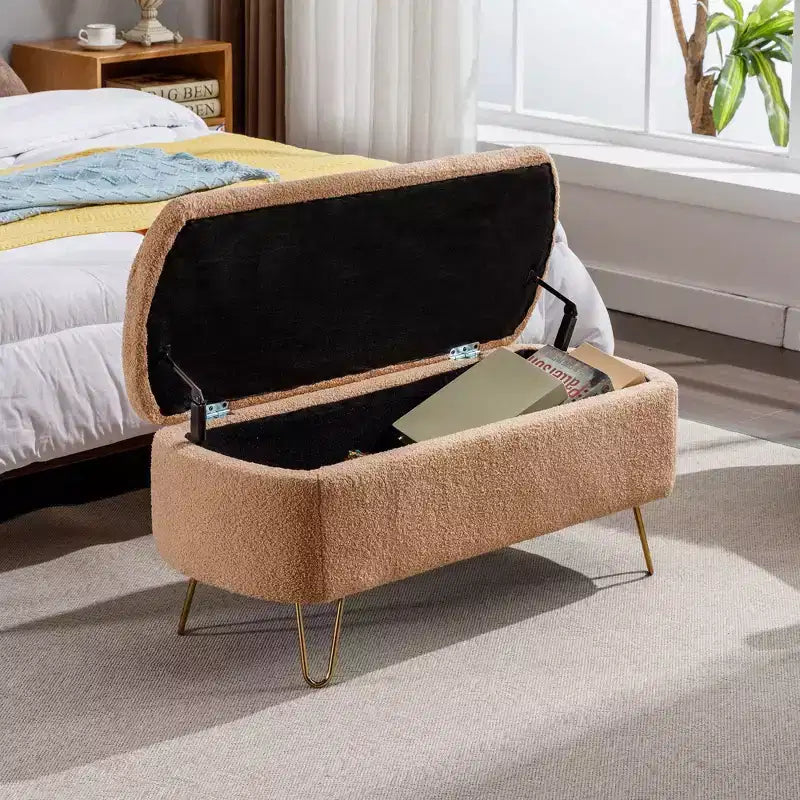 TUYOHW 39 Modern Storage Bench with Faux Fur Upholstered Entryway Bench with Gold Legs End of Bed Bench Ottoman for Living Room, Bedroom