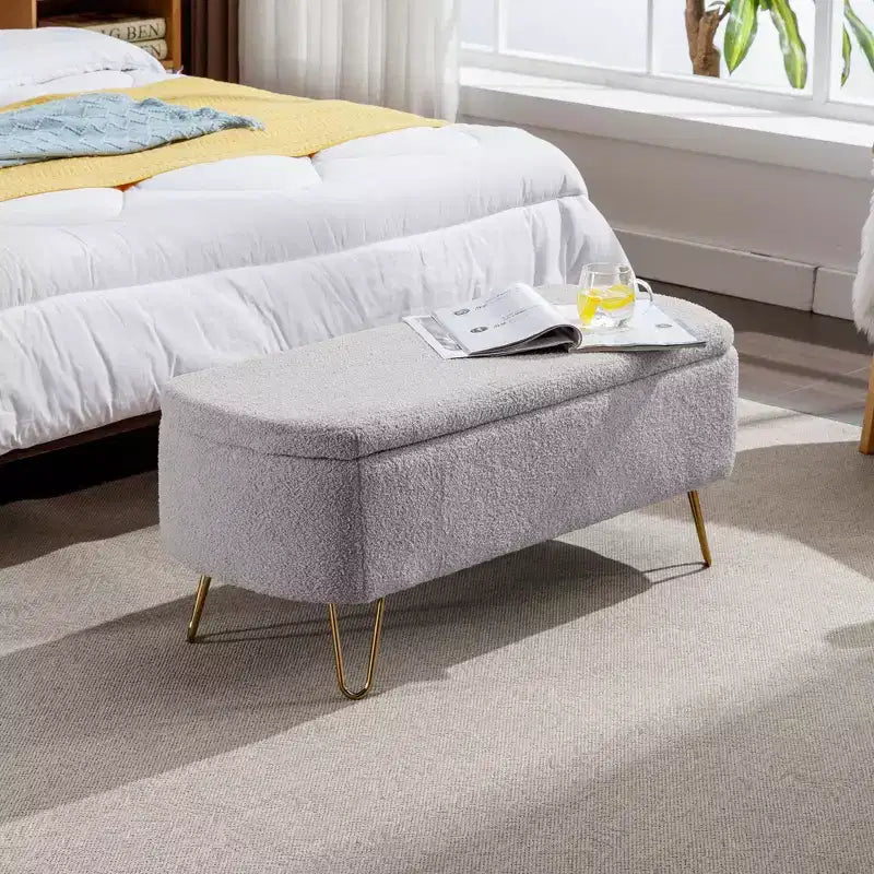 TUYOHW 39 Modern Storage Bench with Faux Fur Upholstered Entryway Bench with Gold Legs End of Bed Bench Ottoman for Living Room, Bedroom