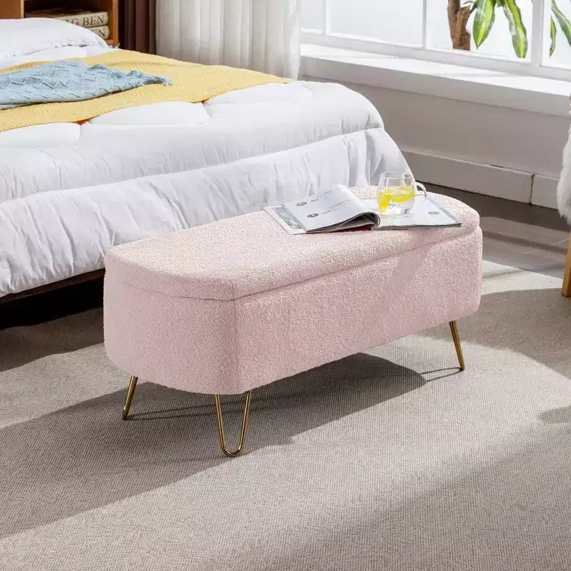 TUYOHW 39 Modern Storage Bench with Faux Fur Upholstered Entryway Bench with Gold Legs End of Bed Bench Ottoman for Living Room, Bedroom