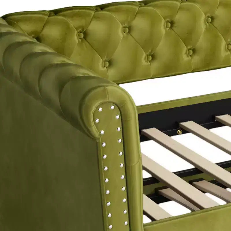 Christopher Knight Home Upholstered Tufted Button Velvet Daybed with Trundle