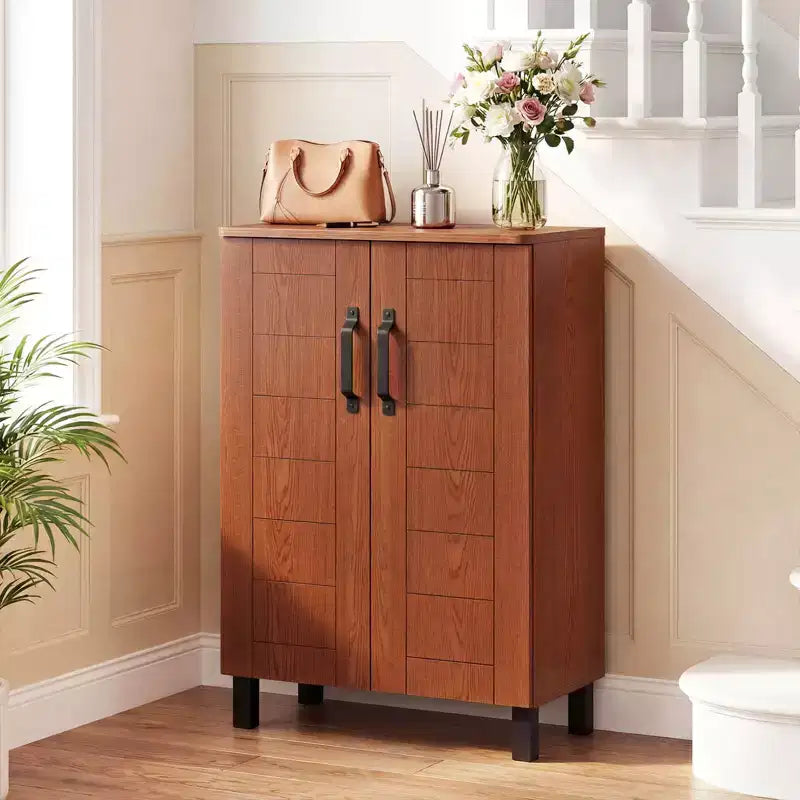 Costway 5-Tier Shoe Storage Cabinet with 2 Doors, Removable Shelves & Ventilation Hole Brown/Natural Oak
