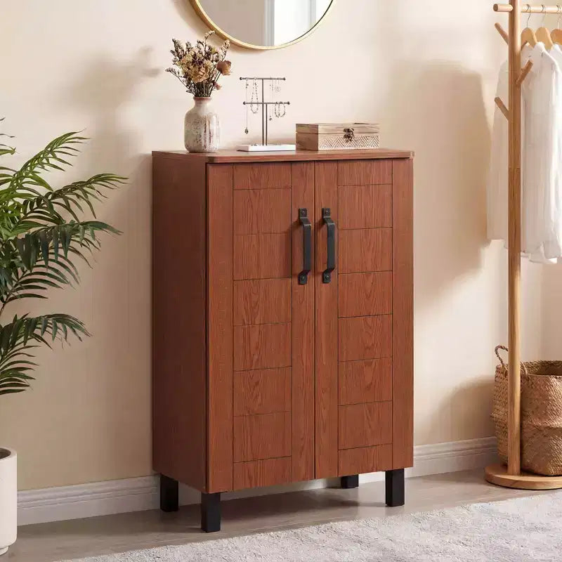 Costway 5-Tier Shoe Storage Cabinet with 2 Doors, Removable Shelves & Ventilation Hole Brown/Natural Oak