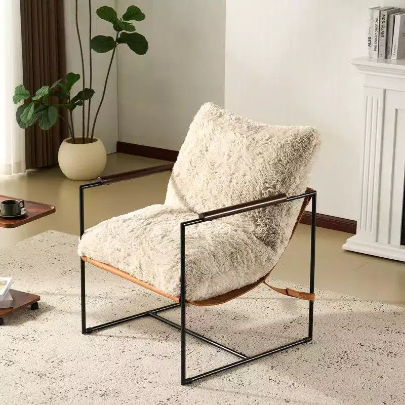 Fauteuil paresseux en fourrure de lapin en peluche Karl Home – Accoudoirs en bois d'hévéa, cadre en fer (salon/chambre)