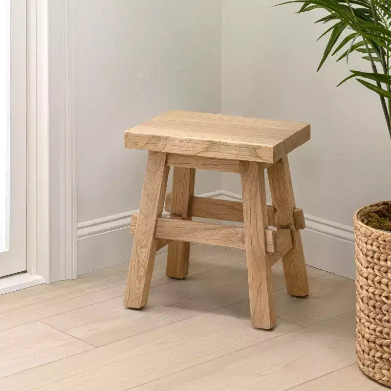 JONATHAN Y Revine 16.9 Rustic Farmhouse Solid Mindi Wood Handcrafted Accent Stool