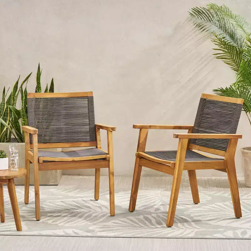 Lot de 2 chaises de salle à manger d'extérieur, cadre en bois finition teck et corde marron mélangée, style patio naturel, capacité de 180 kg