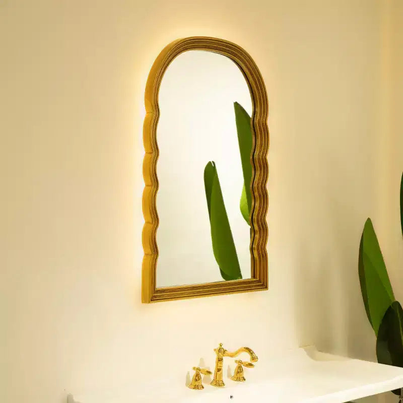 Miroir Mural Arqué Rétro 24 avec Cadre en PU Festonné, Miroir Décoratif avec 3 Températures de Couleur Réglables pour Salle de Bain ou Chambre à Coucher-Panipeachy