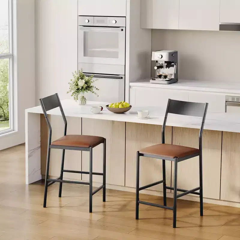 Lot de 2 tabourets de bar modernes hauteur comptoir, chaises d'îlot en cuir PU avec dossier incurvé et repose-pieds, cadre en fer robuste de 136 kg pour la cuisine