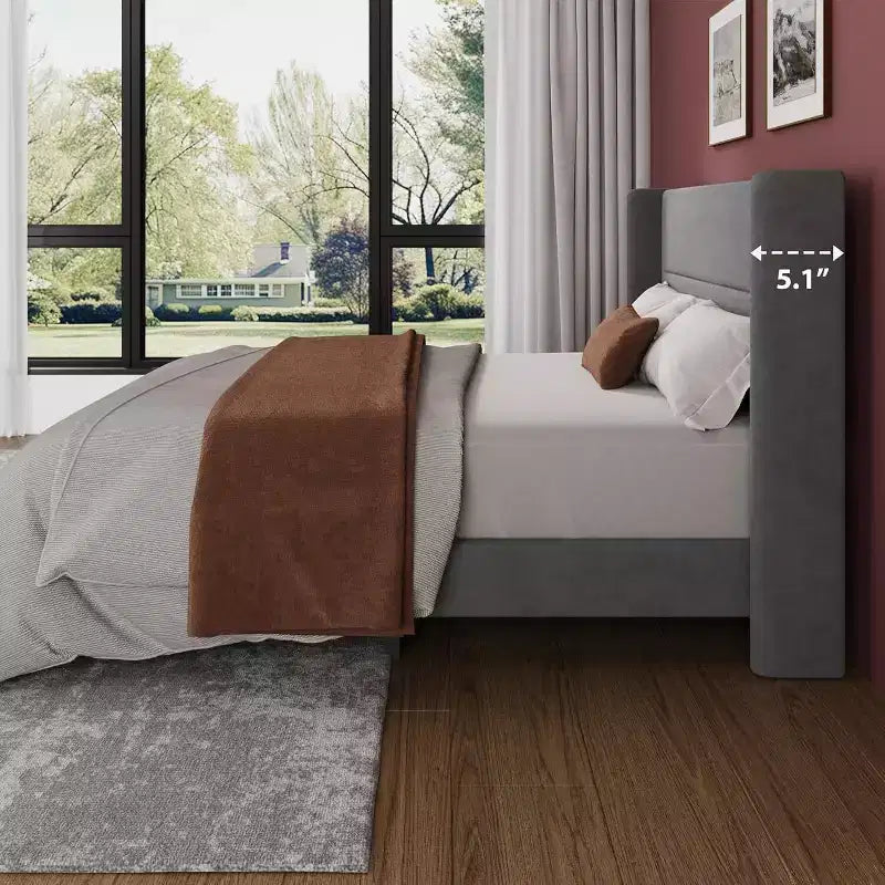 GuatoWave Velvet Upholstered Platform Bed Frame with Tufted Wingback Headboard