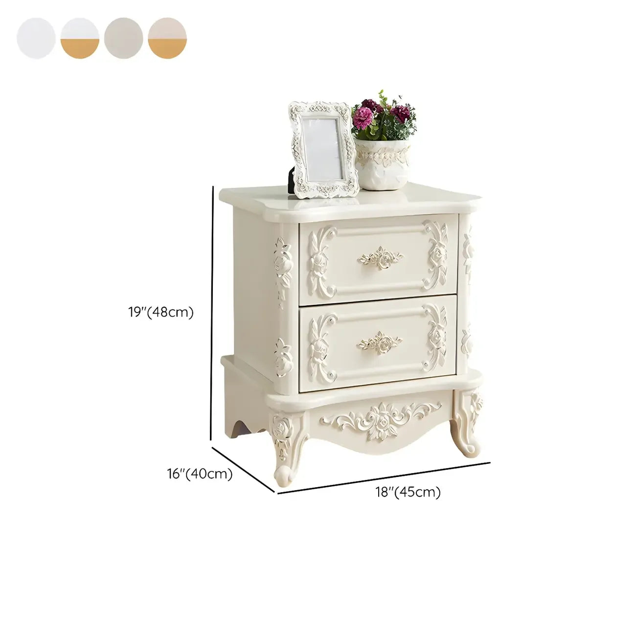 Table de chevet traditionnelle en bois blanc sculpté à 3 tiroirs