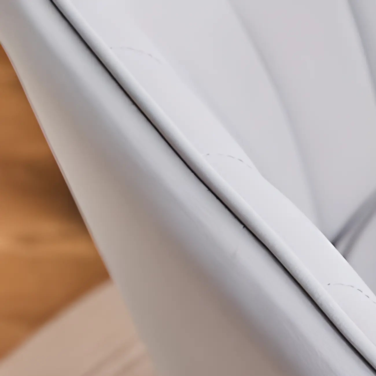 Chaise de bureau pivotante en cuir gris élégant