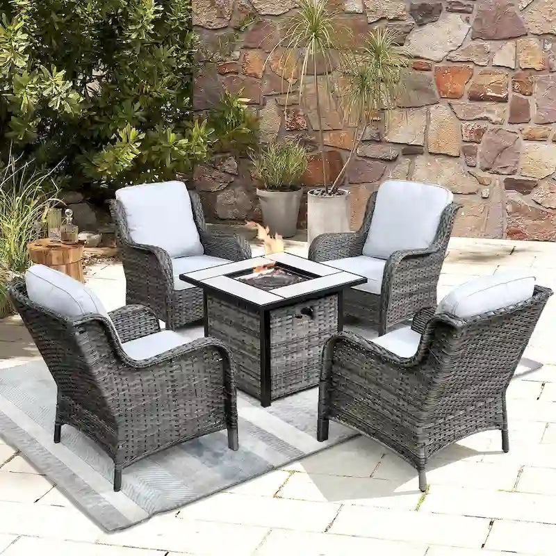 Ensemble de 5 chaises de patio en osier OVIOS avec table brasero de 30 po
