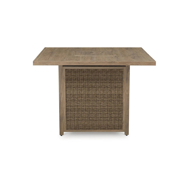 Signature Design by Ashley Table de bar d'extérieur avec foyer Walton Bridge Driftwood – 55,75 L x 55,75 P x 39,13 H po