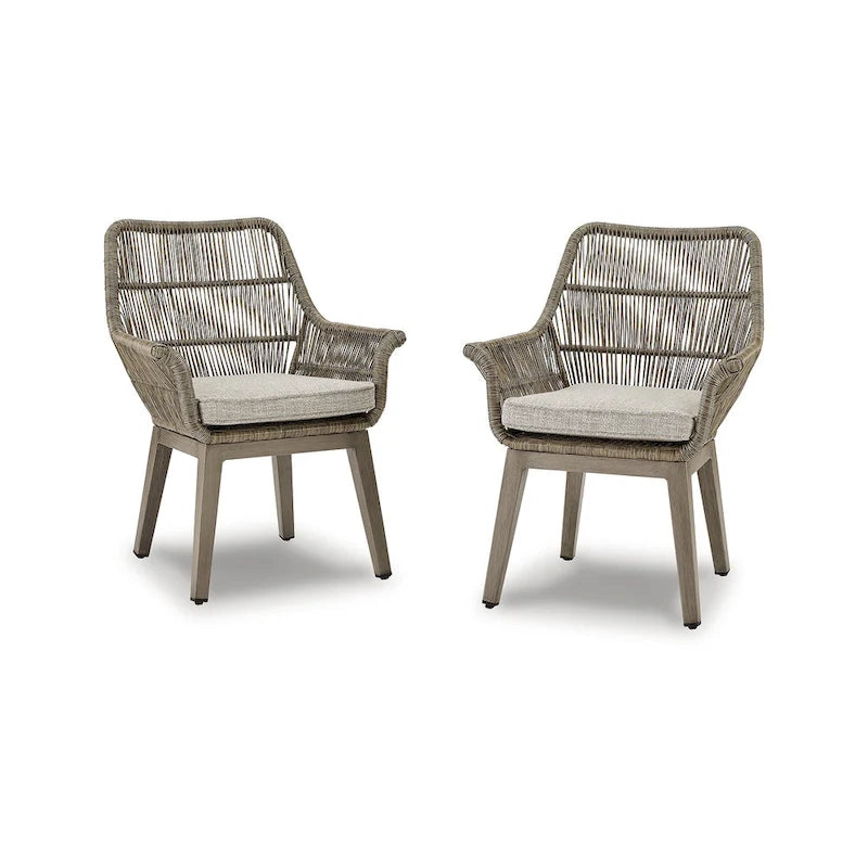Signature Design by Ashley Beach Front - Ensemble de 2 fauteuils d'extérieur marron/beige avec coussins – 71 cm L x 68,5 cm P x 89 cm H