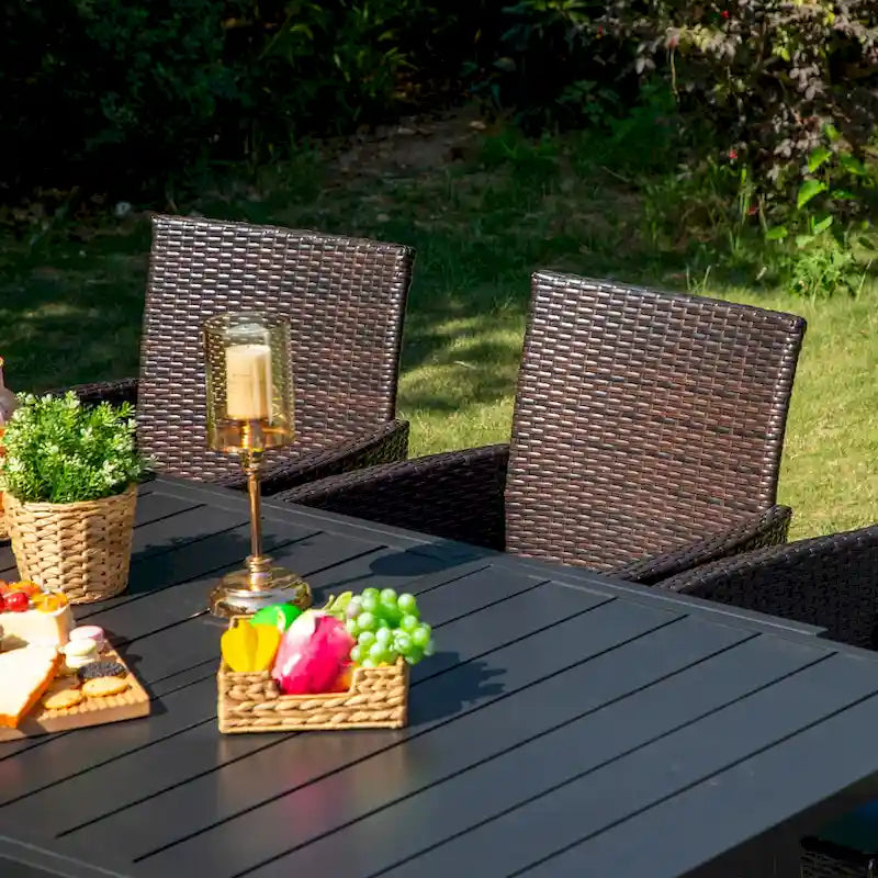 Ensemble de table à manger d'extérieur multi-pièces extensible en acier noir et rotin