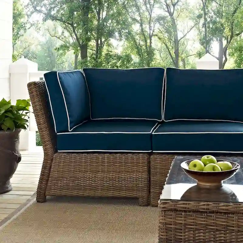 Ensemble de sièges d'extérieur 5 pièces en osier Bradenton de Crosley avec coussins bleu marine