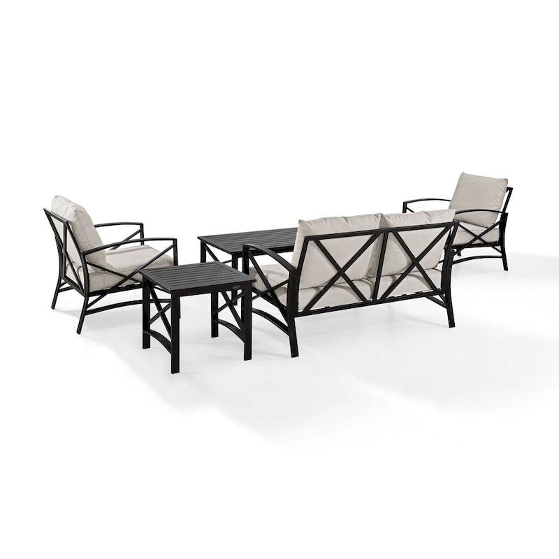 Ensemble de conversation d'extérieur Crosley Kaplan 5 pièces avec coussin couleur avoine – causeuse, deux chaises, table basse, table d'appoint